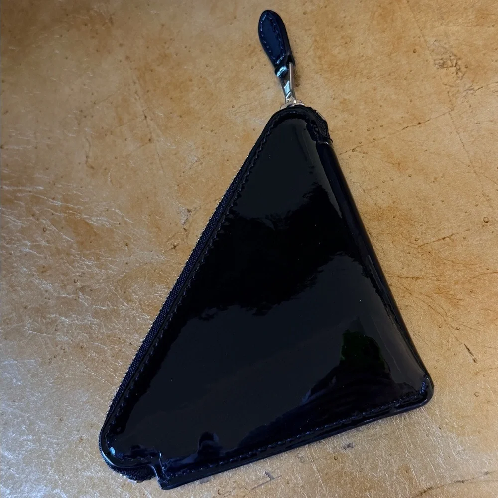 Balenciaga 🖤balenciaga🖤triangle patent